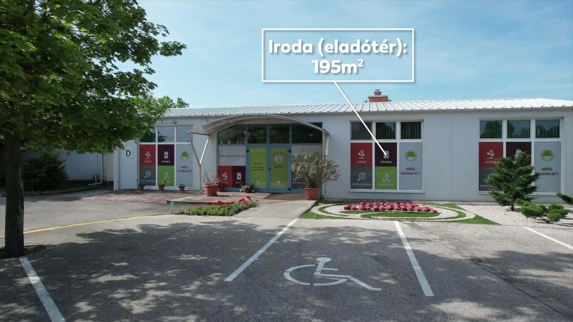 195 m²-es különálló irodaépület